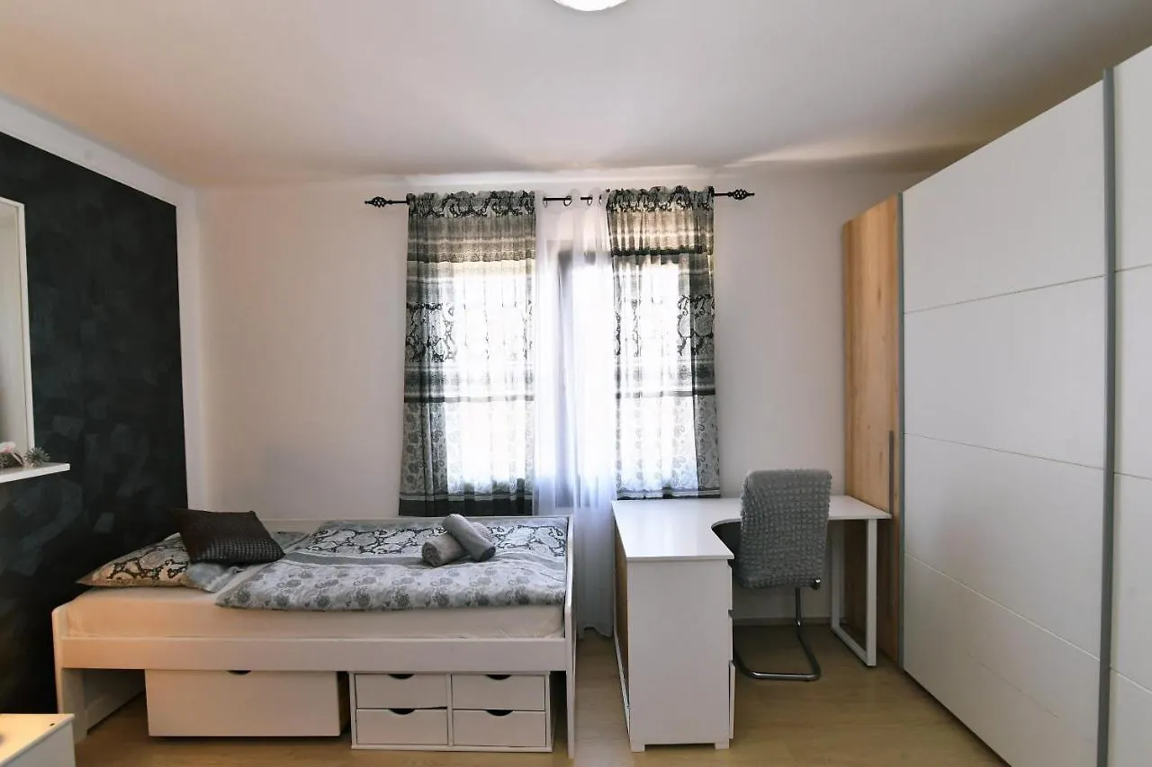 Apartman SÙŠANJ Opatija 0*,  Croatie