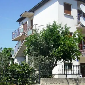 Ingrid Appartement Pula